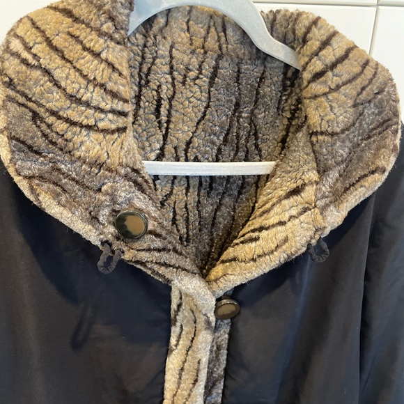 REVERSIBLE FAUX FUR COAT - Picture 3 of 5